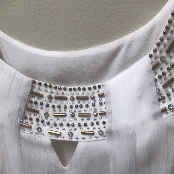 White flowy dress silk. - Picture 4 of 8